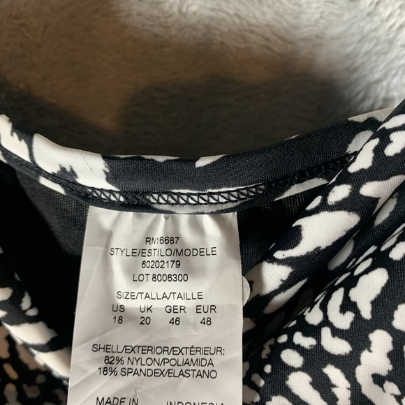 Swim Solutions‎ Women's Swimsuit 18 One Piece Fly Away Dress Black White NWT - Picture 6 of 8